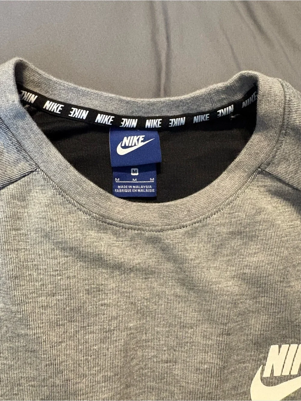 Nike Sportswear Advance 15 Crewneck Sweatshirt In Heather Gray  Size Medium